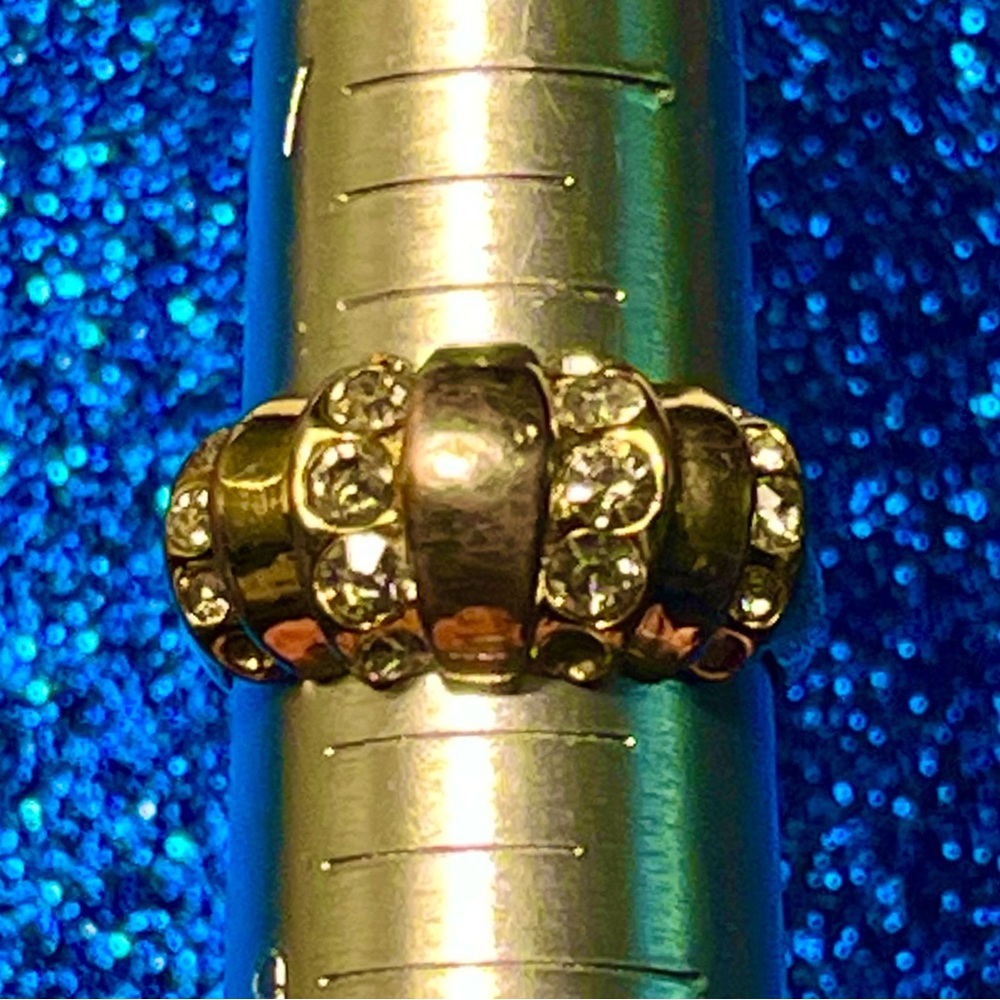 Cocktail type ring AVON NRT